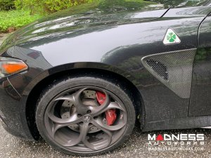  Alfa Romeo Giulia Quadrifoglio (QV) Fender Grill Frame Trim Kit - Carbon Fiber